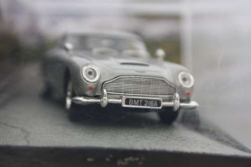 007 James Bond car collection - Aston Martin DB 5