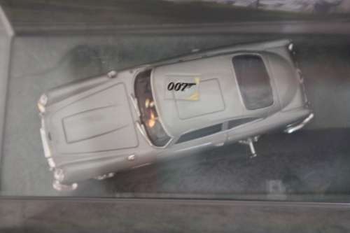 007 James Bond car collection - Aston Martin DB 5