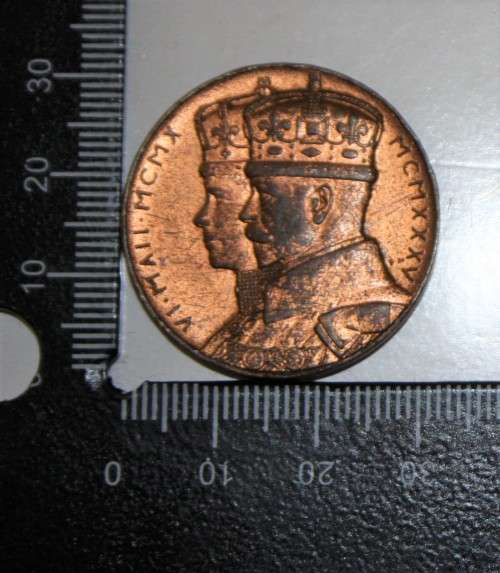 King George - 1935 Coin/Medallion
