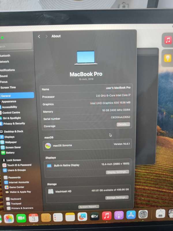 Macbook ProMacBook Pro 2018 - 15-Inch - Core i7 - 16GB RAM - 512GB SSD - Space Grey