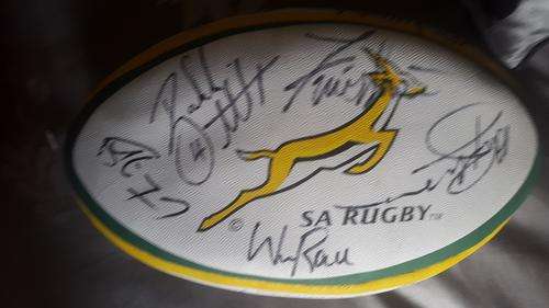 2015 Rugby world cup squad autographed rugby ball