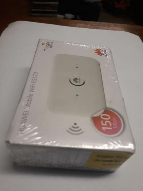 Huawei E5573 router. Brand new in sealed box