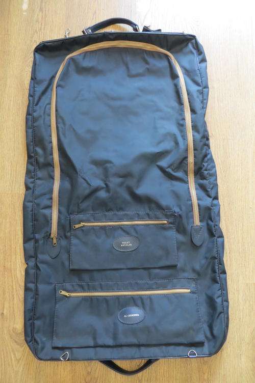 VINTAGE SOUTH AFRICAN POLICE GARMENT BAG/ORGANISER