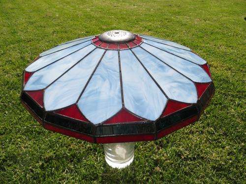EXQUISITE LEAD GLASS LAMPSHADE...BEAUTIFUL PIECE!!
