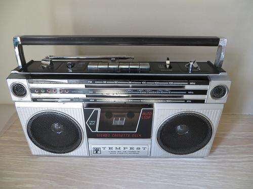 VINTAGE TEMPEST PORTABLE RADIO CASSETTE RECORDER
