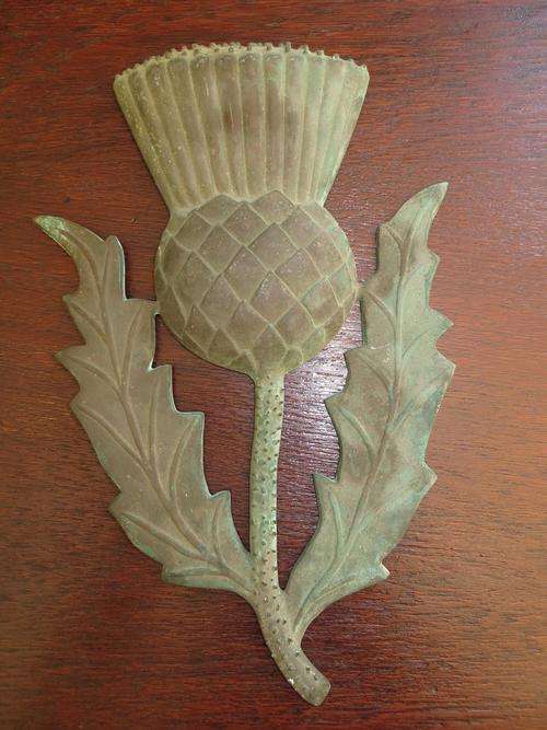 WOW UNIQUE AND RARE.... SOLID HEAVY BRASS ANTIQUE FLOWER OF SCOTLAND