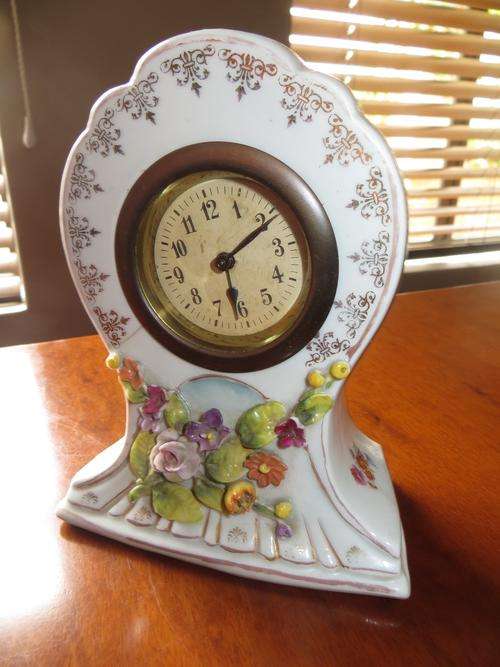 VINTAGE PORCELAIN MANTEL WIND UP CLOCK (MADE IN WURTTEMBERG GERMANY) FANTASTIC PIECE!!