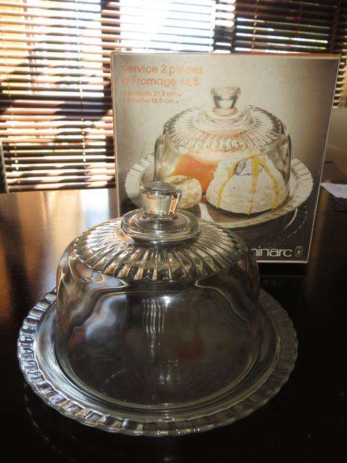 Luminarc Cheese/Mini Cake/Cupcake Plate with Dome Lid