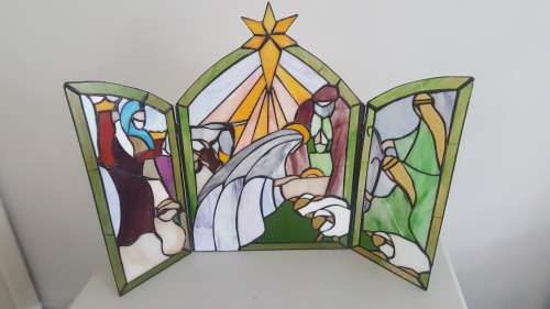 LARGE VINTAGE CHRISTMAS LEAD STAINED GLASS NATIVITY SCENE