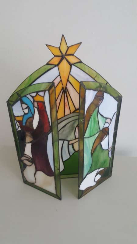 LARGE VINTAGE CHRISTMAS LEAD STAINED GLASS NATIVITY SCENE