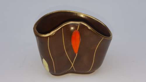 VINTAGE BROWN GERMANY PORCELAIN KIDNEY SHAPE POT/BOWL