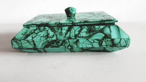 Beautiful Vintage green stone malachite trinket/Jewellery box