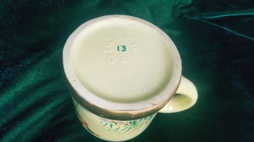 VINTAGE LUCIAWARE HUNTING SCENE MUG