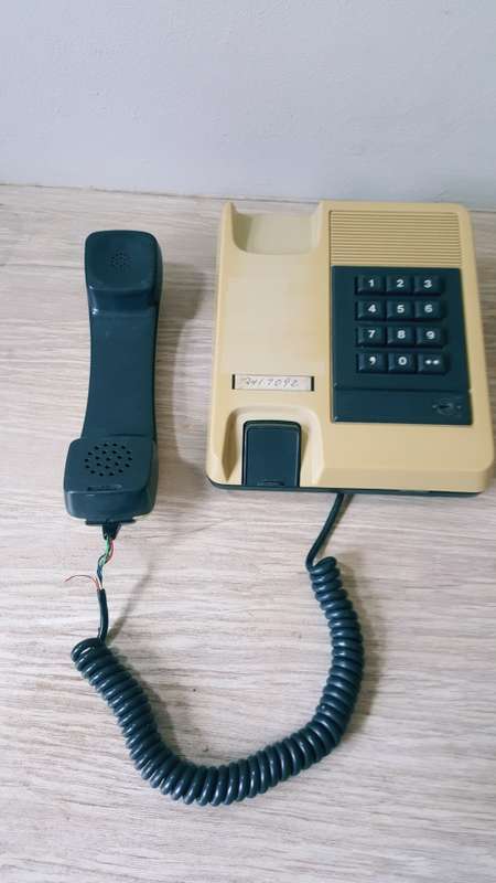 1980`s DIGITEL PUSH BUTTON TELEPHONE