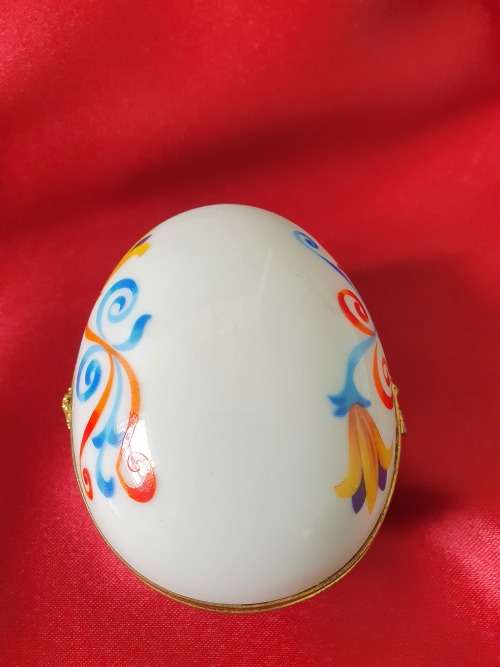 Vintage Limoges F.M Egg Shaped Trinket Box France Porcelain
