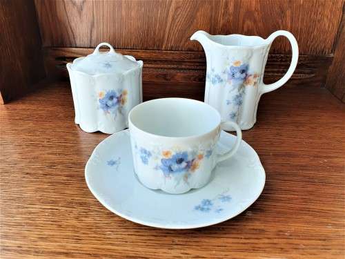Rosenthal Germany Beautiful Classic Rose Porcelain Collection