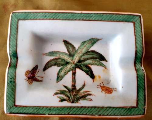 You Xian Ju Jianzhi Stamped Chinese porcelain Handpainted Dish