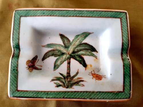 You Xian Ju Jianzhi Stamped Chinese porcelain Handpainted Dish