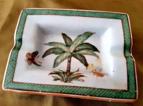 You Xian Ju Jianzhi Stamped Chinese porcelain Handpainted Dish