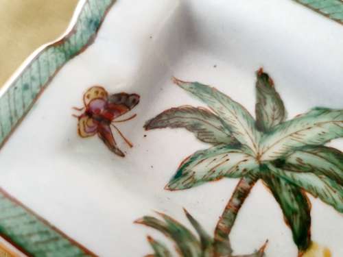 You Xian Ju Jianzhi Stamped Chinese porcelain Handpainted Dish