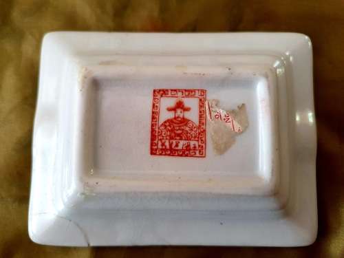 You Xian Ju Jianzhi Stamped Chinese porcelain Handpainted Dish