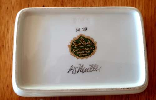 ROSENTHAL LIS MÜLLER HANDMALEREI MÜNCHEN GERMANY TRINKET BOX