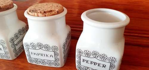 Arabia Finland Scandinavian Mid century Modern porcelain  (five/5) Spice Jars/cannisters with cork l
