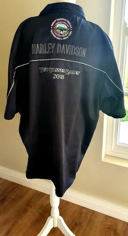 Harley Davidson Two Passes Rally 2018 collared Black Shirt