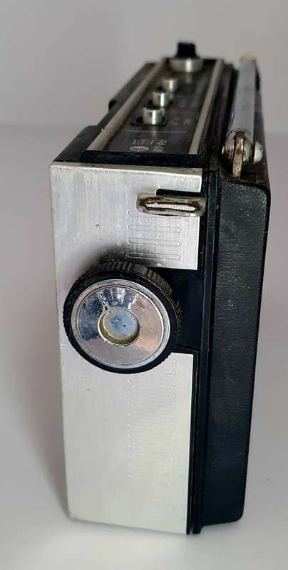 Vintage National Panasonic GX 833 Portable Radio