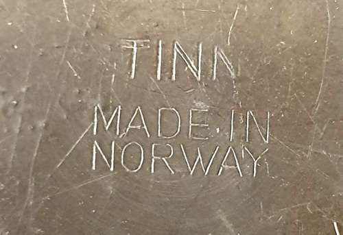 Konge Tinn Norwegian pewter bottle opener and plate