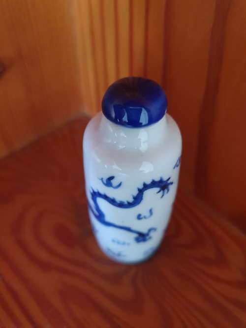 Blue and White Dragon Japanese Porcelain Snuff Perfume