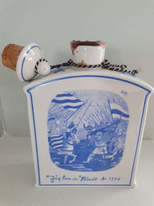 Suisse Langenthal Switzerland Blue and White Porcelain Decanter (full)