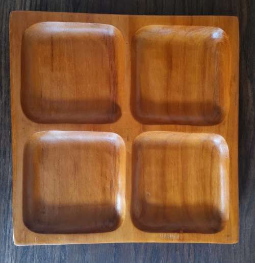 TEAK WOODEN SERVING PLATTER TRAY FOUR  4 SECTION SERVING DISH