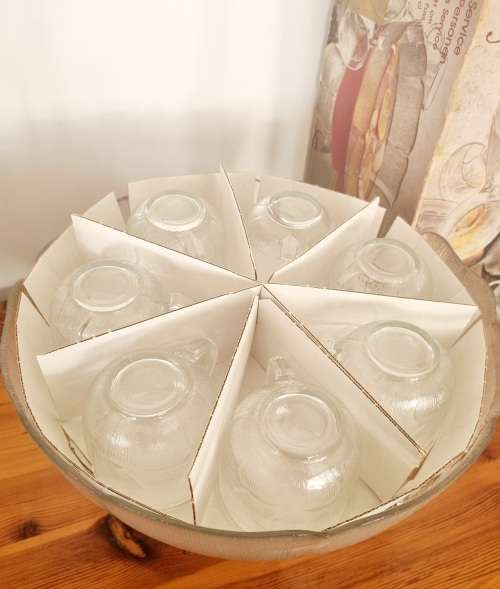 Arcoroc France Fleur Flower Punch Bowl Set (12 Guests)
