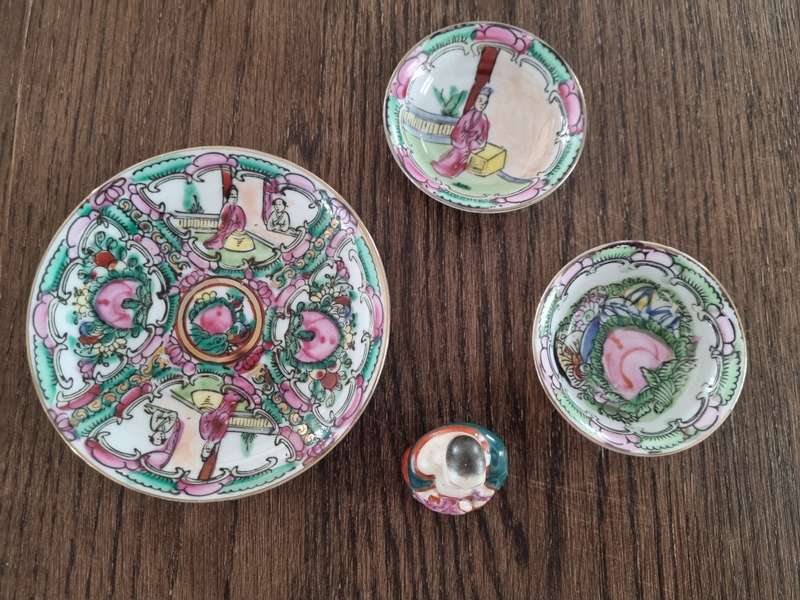 Chinese porcelain plates and miniature Buddha figurine