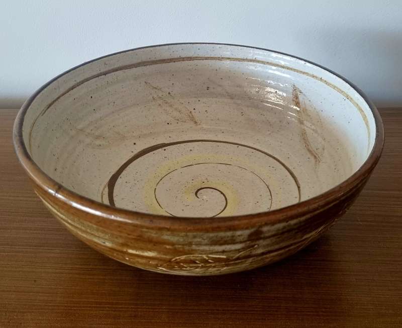 Famous SA Artist Thijs Nel Large pottery bowl (Dated 2003)
