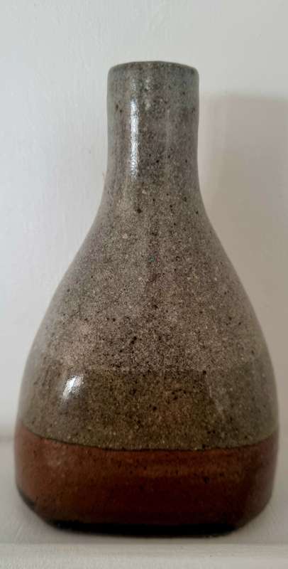 Mantenga Hand made pottery Vase (Swaziland)