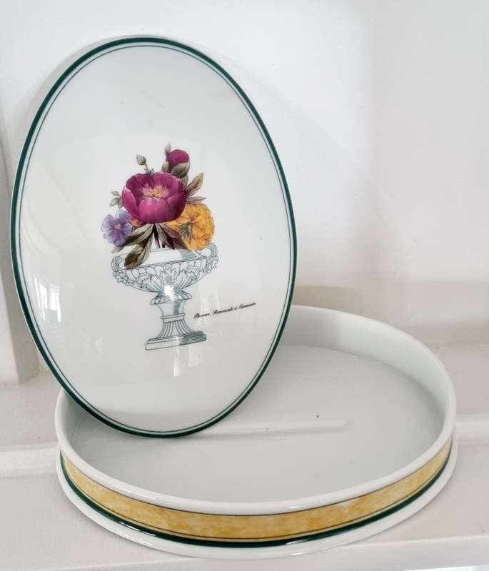 France Limoges Henrietta Collection Handpainted Porcelain Trinket Jewelry Box