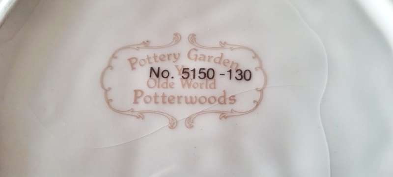 Pottery Gardens Olde World potterwoods Porcelain Plate with Ducks Design