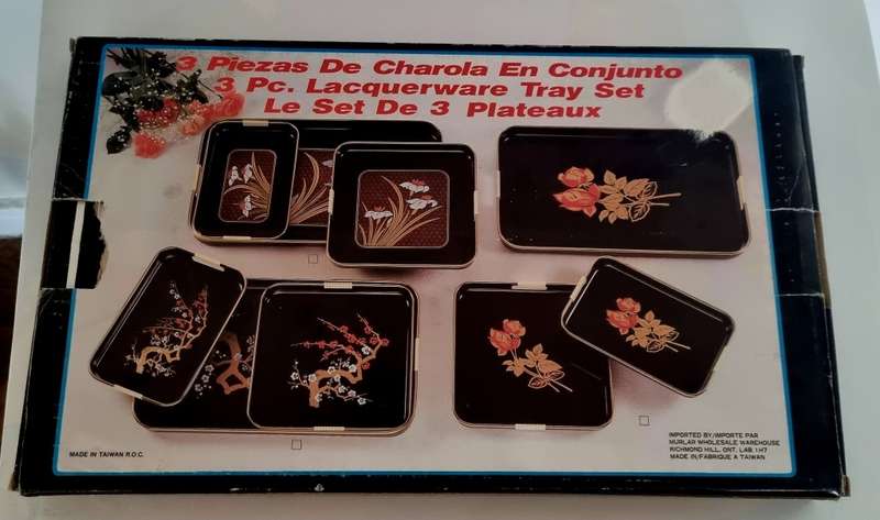 Vintage New Set of 3 piece Lacquerware Tray Set (Cherry Blossom)