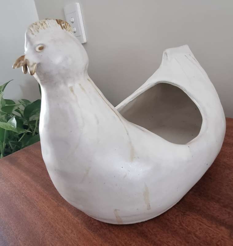 Large Pottery Chicken Egg Holder/Basket