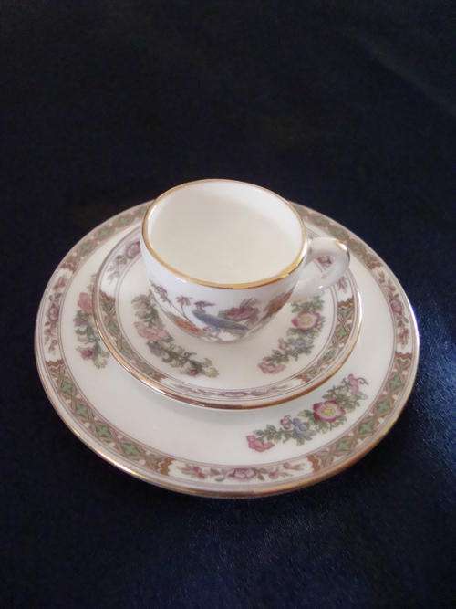 WEDGWOOD BONE CHINA MINIATURE TRIO....BEAUTIFUL!!!!