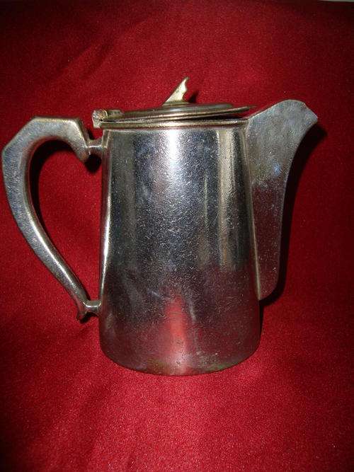 GLADWIN LTD, SHEFFIELD "EMBASSY" HARD SOLDERED 1 PINT COFFEE POT