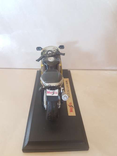 YAMAHA YZF-R1,Maisto SUZUKI GSX R600&POLICE Transformer Bike