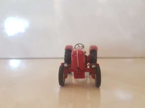 UNIVERSAL HOBBIES  DEUTZ D25 1963,PORSCHE SUPER 1958&MASSEY FERGUSON 65 1959 TRACTORS