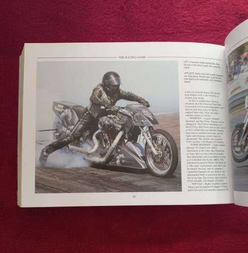 THE ENCYCLOPEDIA OF THE HARLEY DAVIDSON Peter Henshaw & Ian Kerr