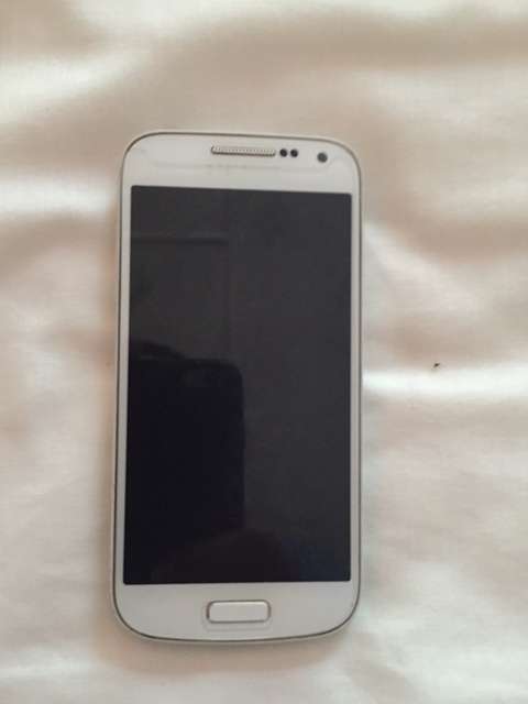 *** SAMSUNG S4 MINI *** 8G WHITE *** EXCELLENT CONDITION