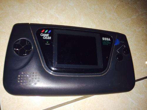 Used Sega Game Gear Console Plus 76 in 1 Cartridge Game.