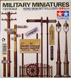 Road Sign Set - Scale 1/35 By Tamiya.