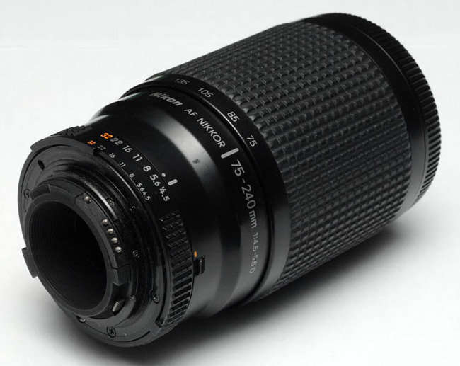 Nikon AF Nikkor 75-240mm f/4.5-5.6 Telephoto Zoom lens for Nikon DSLR Cameras